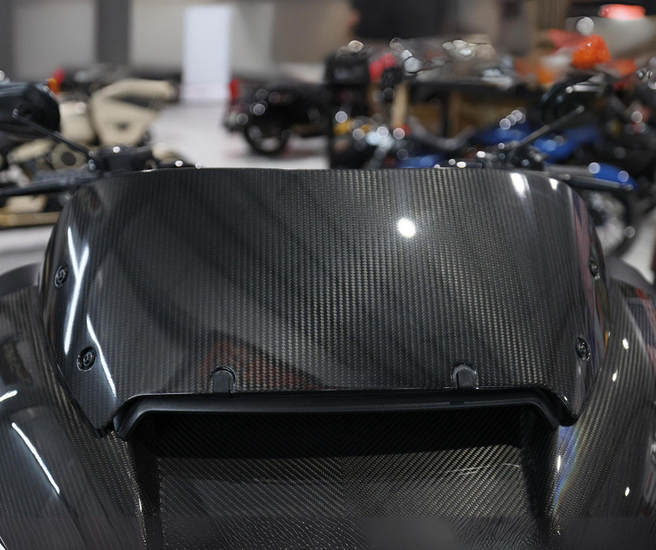 Harley-Davidson Carbon Fiber Road Glide Windshield (2024)